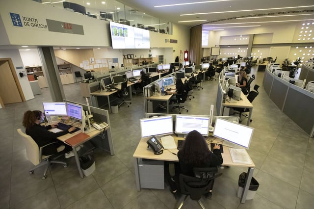 La sala de operaciones del Centro Integrado de Emergencias 112 Galicia, en A Estrada.