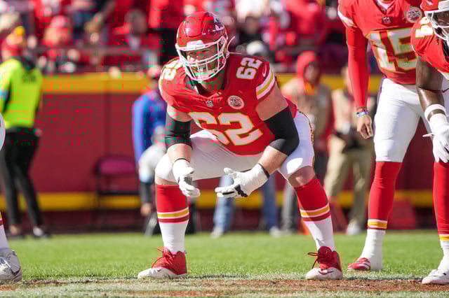 Nov 10, 2024; Kansas City, Missouri, USA; Kansas City Chiefs guard Joe Thuney (62) at the line of scrimmage against the Denver Broncos during the game at GEHA Field at Arrowhead Stadium. Mandatory Credit: Denny Medley-Imagn Images/File Photo