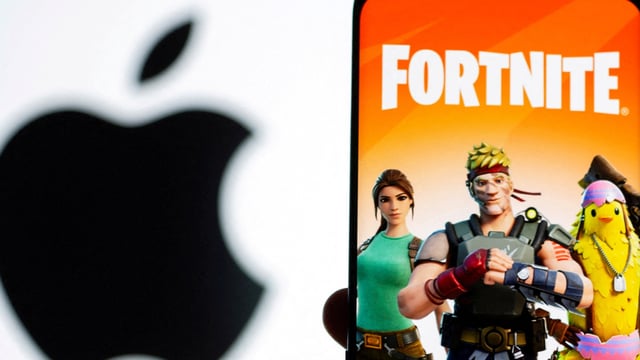 Fortnite returns to iOS in US after 1,740 days (REUTERS/Dado Ruvic/Illustration/File Photo)