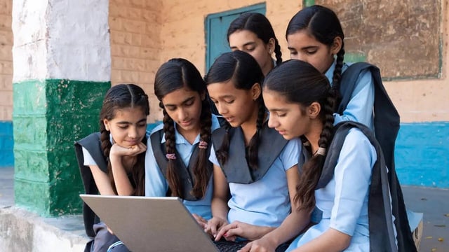Over 1.26 Lakh Children Secure Free Admission in Private Schools: UP Govt