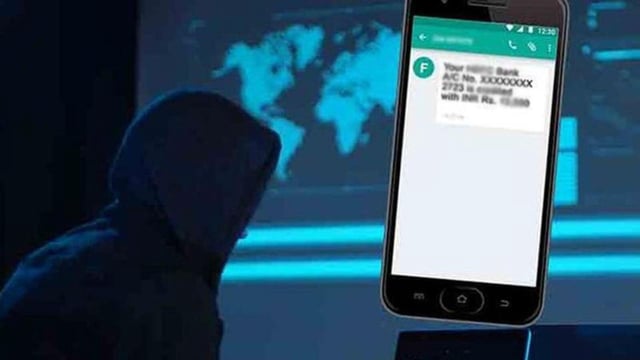 Three held for duping college student of ₹52L in stock market scam