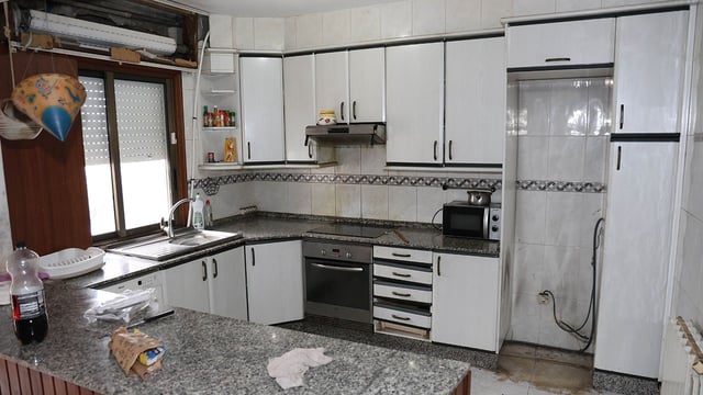 Desalojo de casa okupada en la rua Pardavila de Vigo
