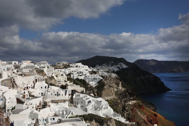 El Gobierno de Grecia declara el estado de emergencia en Santorini por los terremotos
