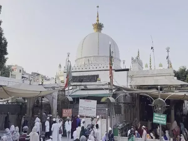 Delhi HC stays CAG audit of Khadim’s society in Ajmer Sharif Dargah