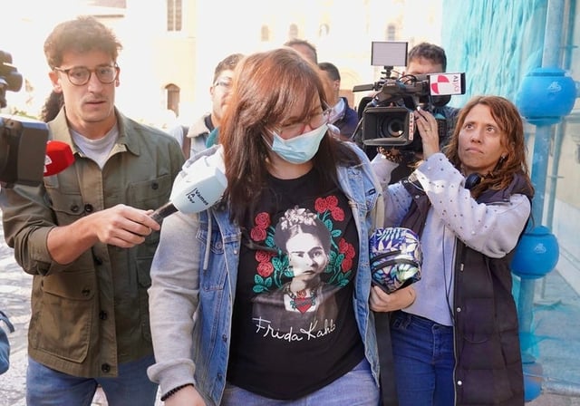 La denominada &#39;reina de la burundanga&#39; a su llegada a la Audiencia de León