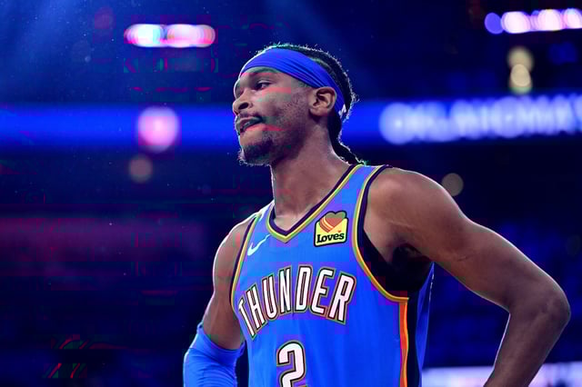 Shai Gilgeous-Alexander, le meneur  lors d'un match de play-offs du Thunder contre les Denver Nuggets, le 18 mai 2025 à Oklahoma City