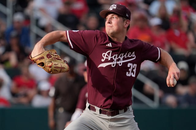 Texas A&M pitcher Justin Lamkin (33) throws the ball during a NCAA baseball game against Texas A&M in Athens, Ga., on Friday, May 16, 2025.