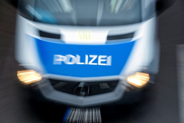 Die Ursache des Gondelunglücks bei Horb am Neckar soll das Verfangen eines Stahlseils mit querlaufenden Drahtseilen gewesen sein. Dies teilten die baden-württembergischen Ermittler mit.