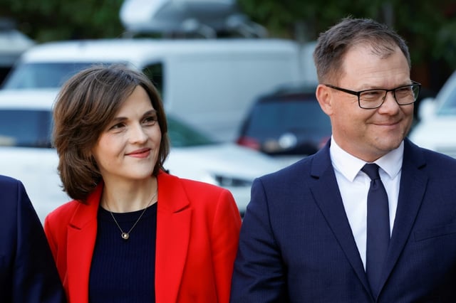 Die neue Ostbeauftragte der Bundesregierung, Elisabeth Kaiser (SPD), geht kurz nach Amtsantritt zunächst in Babypause. "Ein Baby ist kein Hindernis für ein wichtiges Regierungsamt", sagte Kaiser dem "Tagesspiegel" nach Angaben vom Donnerstag.