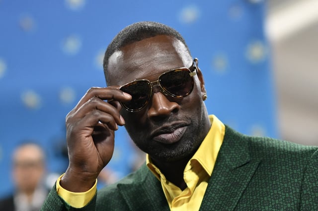 Une altercation a éclaté entre Omar Sy et un agent SNCF en raison d’une muselière