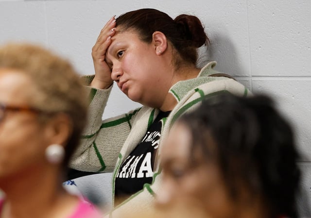 Jessica Camacho reacts as she listens to parents voice concerns at a Country Club Hills School District 160 Board meeting May 20, 2025. (John Smierciak/for the Daily Southtown)