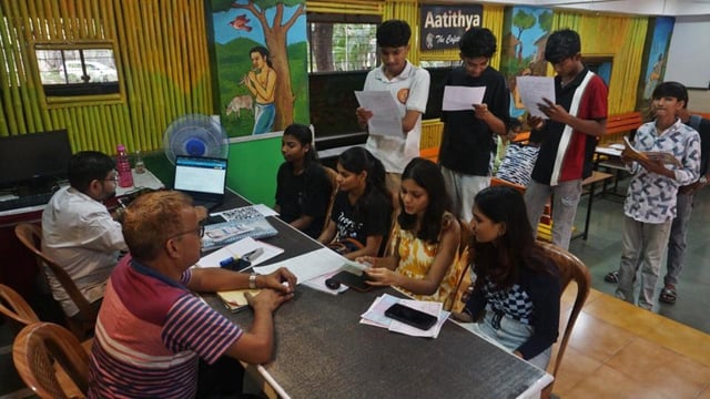 Mukund Andhalkar, chairperson of the State Junior College Teachers Federation said students, parents and teachers lacked knowledge about the online admission process. (Praful Gangurde /HT Photo)