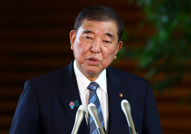 Japan's Prime Minister Shigeru Ishiba speaks to media after a meeting with incoming Agriculture, Forestry and Fisheries Minister Shinjiro Koizumi (not in picture) at his official residence in Tokyo, Japan May 21, 2025.  REUTERS/Issei Kato/File Photo