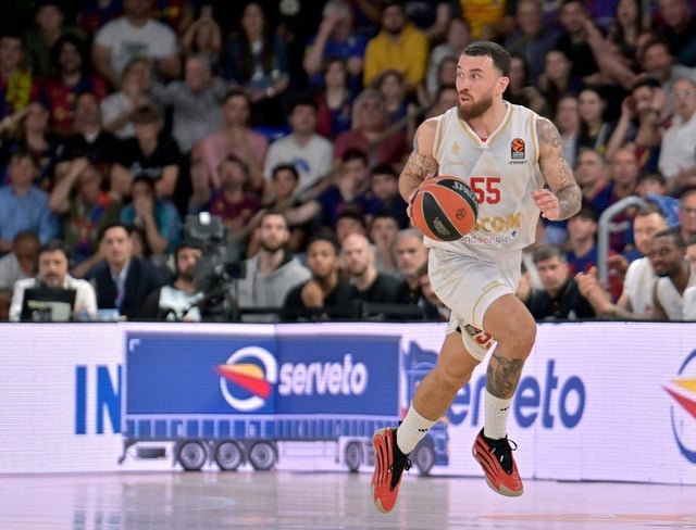 Le meneur vedette de Monaco Mike James lors du match 4 en quart de finale de l'Euroligue à Barcelone, le 2 mai 2025