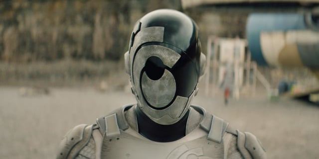 Alexander Skarsgard as Murderbot in Episode 3
