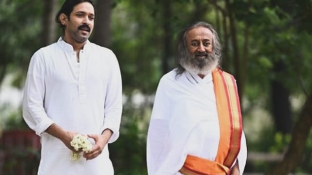 Vikrant Massey 'Humbed' To Bring Sri Sri Ravi Shanker's Story To Life In New Film White; Says Filming Will Begin On...