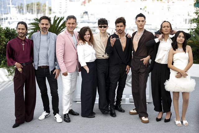Director Diego Cespedes, cast members Matias Catalan, Paula Dinamarca, Tamara Cortes, Francisco Diaz and Pedro Nunoz, composer Florencia Di Concilio and producers Giancarlo Nasi and Justin Pechberty pose during a photocall for film "The Mysterious Gaze of the Flamingo" (La misteriosa mirada del flamenco - Le mysterieux regard du flamand rose) in competition for the category Un Certain Regard at the 78th Cannes Film Festival in Cannes, France, May 16, 2025. REUTERS/Stephane Mahe