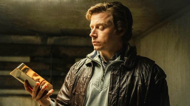 Jack Lowden, dazzlingly charismatic as Kenneth Noye in the first series of The Gold