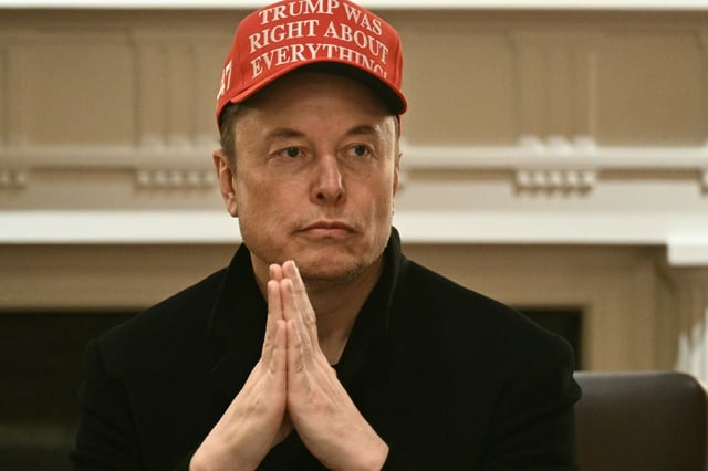 Ein etwa zweistündiger Ausfall beim Onlinedienst X hat Elon Musk am Samstag zu der Ankündigung veranlasst, sich wieder mehr auf die Leitung seiner Unternehmen konzentrieren zu wollen.