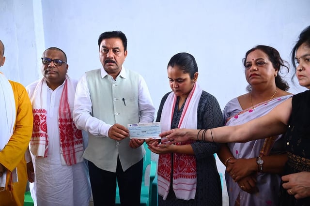 Minister Ranjeet Dass meets family of martyred Shubham Dwivedi