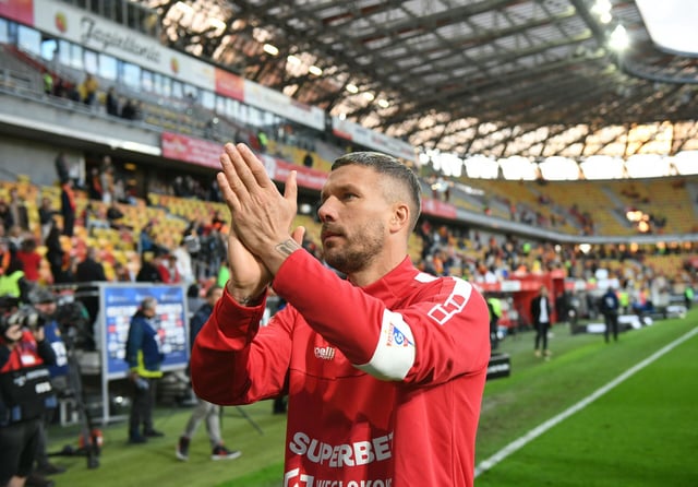 Lukas Podolski spielt seit 2021 bei Górnik Zabrze.