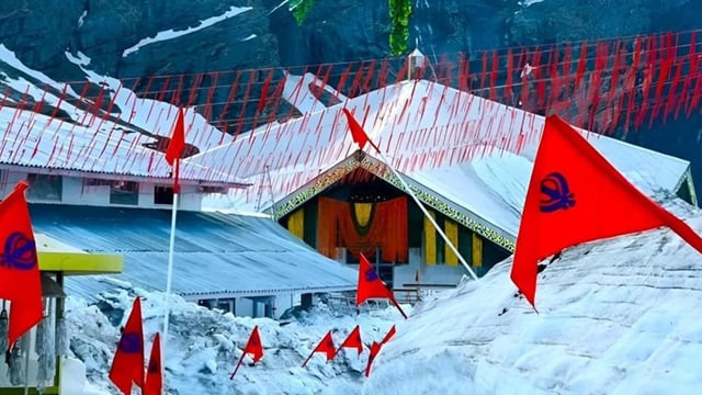 Last year, over 2.62 lakh pilgrims visited Hemkund Sahib. (HT photo)