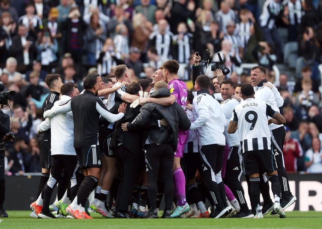 Soccer Football - Premier League - Newcastle United v Everton - St James' Park, Newcastle, Britain - May 25, 2025 Newcastle United players celebrate qualifying for the Champions League after the match Action Images via Reuters/Lee Smith