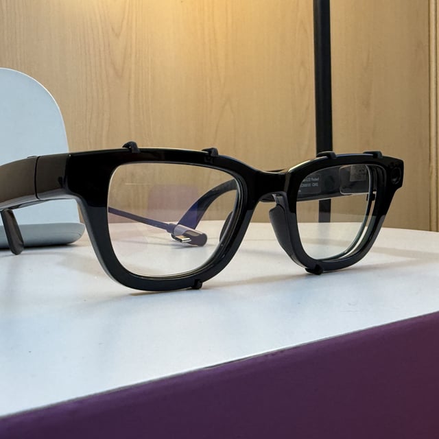 Android XR prototype smart glasses