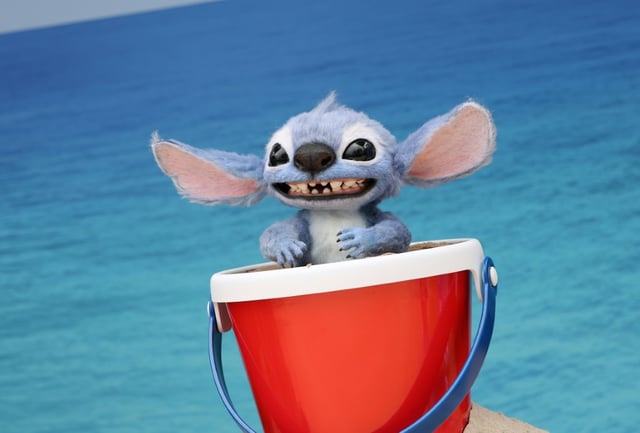 Une reproduction du personnage "Stitch" lors de la première mondiale de "Lilo & Stitch" à Hollywood (Californie), aux Etats-Unis, le 17 mai 2025