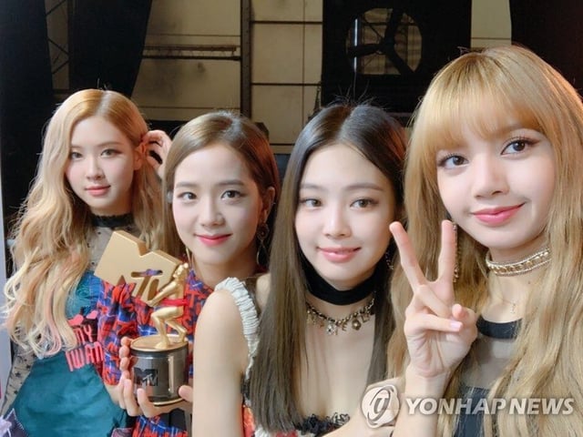 K-pop girl group BLACKPINK is seen in this photo provided by YG Entertainment. (PHOTO NOT FOR SALE) (Yonhap)