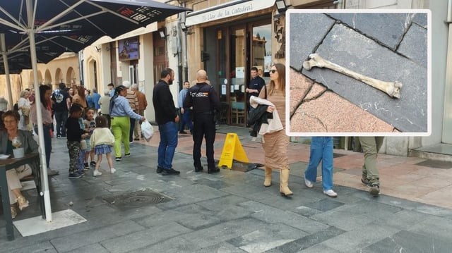 El hueso tapado con una bolsa de basura, en la Plaza de la Catedral; en el recuadro, el fémur.
