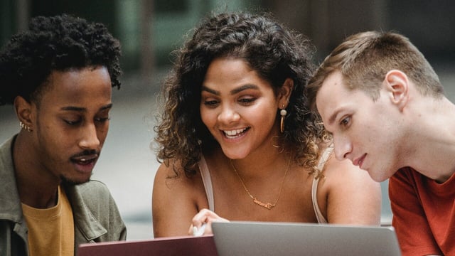 Hong Kong, Canadian institutes offer lifelines to Harvard F-1 visa holders