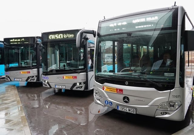 Autobuses de transporte metropolitano de León