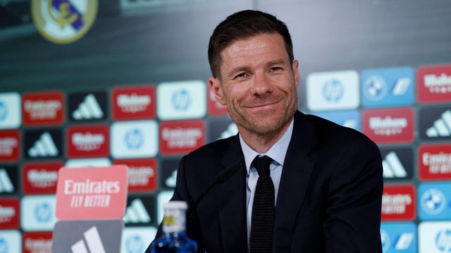 Xabi Alonso auf der Vorstellungs-PK in Madrid
