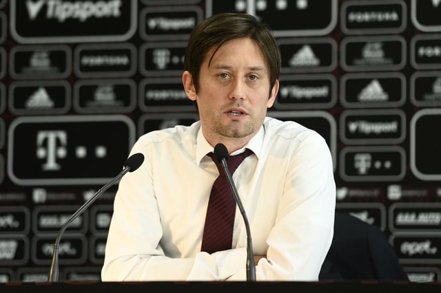 Ex-BVB-Star Tomas Rosicky musste mit Herzproblemen auf die Intensivstation.