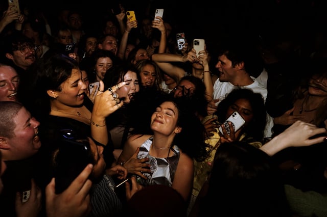 Lorde crashed a Lorde-themed club night in Sydney.