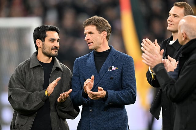 Ilkay Gündogan (l.), Thomas Müller (M.) und Manuel Neuer bei ihrer DFB-Verabschiedung.