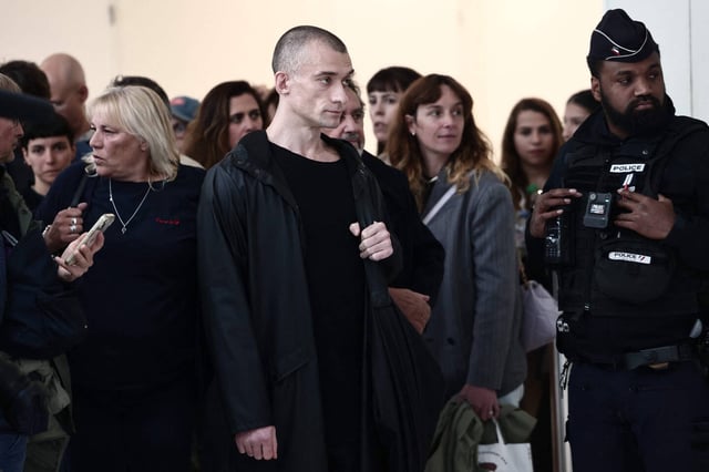 Piotr Pavlenski, au tribunal correctionnel de Paris, le 26 mai 2025. 