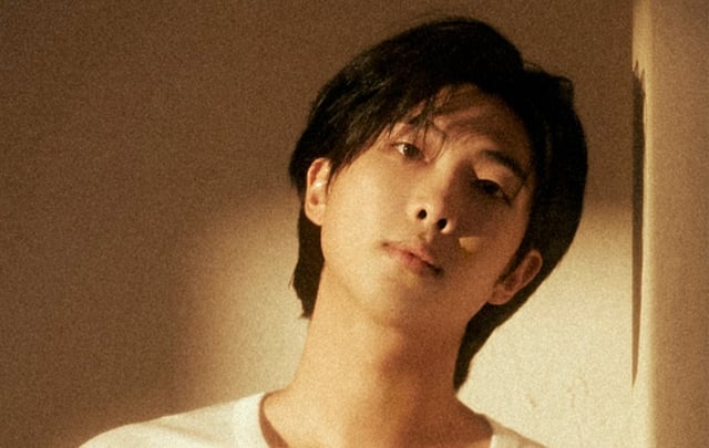 BTS' RM is seen in this photo captured from the website of the American Music Awards. (PHOTO NOT FOR SALE) (Yonhap)