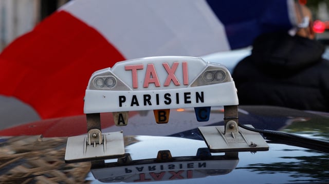 Derrière les audioprothésistes, les pharmacies et les infirmiers, le transport sanitaire s’impose en 2024 comme le quatrième poste de fraude en volume détecté par l’Assurance maladie.