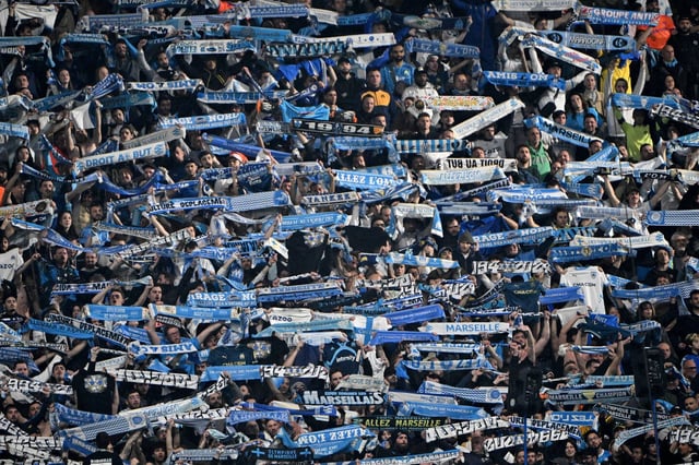 Les supporteurs marseillais pendant le match de football de L1 entre l'OM et le RC Lens au stade Vélodrome de Marseille, le 8 mars 2025.