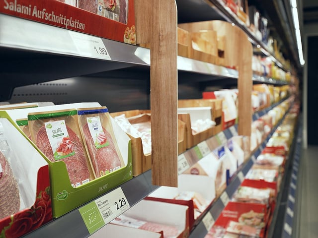 Aldi-Umbau Kühlregale