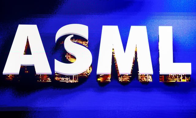 A view shows the logo of Dutch computer chip equipment supplier ASML, in Veldhoven, Netherlands, January 29 2025. REUTERS/Piroschka van de Wouw/File Photo