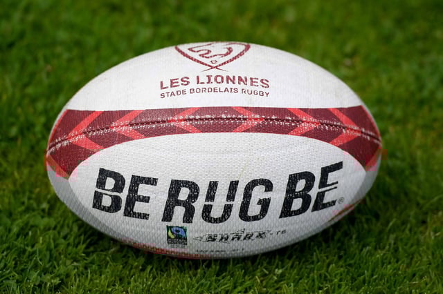 Bei der „Run-it-straight“ Challenge werden Spielzüge des Rugby nachgeahmt. Dabei ist jetzt ein 19-Jähriger gestorben.