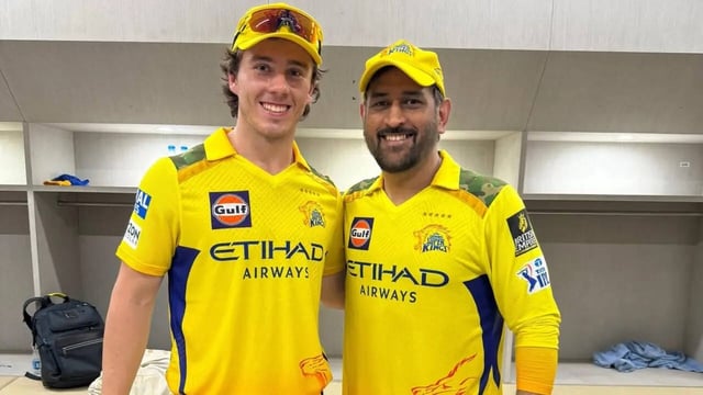 Dewald Brevis and MS Dhoni