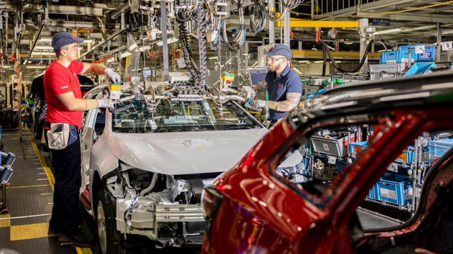 Toyota plans to hold down prices in the United States for a hot version of its Corolla by building it in Burnaston, Derbyshire, to take advantage of the UK’s tariffs