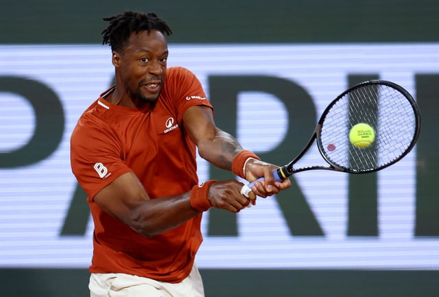 Gaël Monfils qualifié pour le deuxième tour de Roland-Garros dans la douleur.