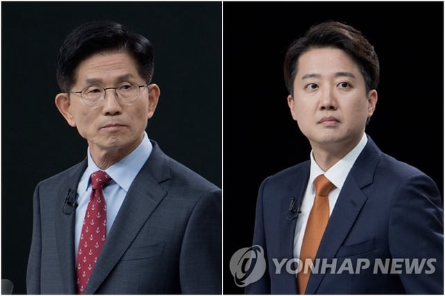 This composite photo shows People Power Party candidate Kim Moon-soo (L) and New Reform Party candidate Lee Jun-seok at a televised debate held in Seoul on May 27, 2025. (Pool photo) (Yonhap)    