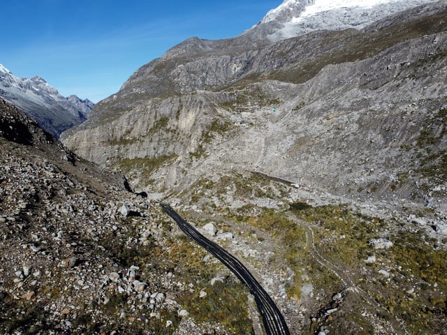 View of the discharge pipes in Lake Palcacocha, in Huaraz, Peru May 27, 2025. Peruvian farmer Saul Luciano Lliuya, who is suing German energy utility RWE, arguing that the company’s emissions have contributed to the melting of Andean glaciers. REUTERS/Angela Ponce