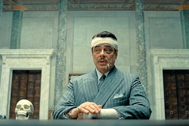 Benicio Del Toro dans le nouveau film de Wes Anderson, <em>The Phoenician Scheme,</em> en salle ce mercredi 28 mai. 2025.
